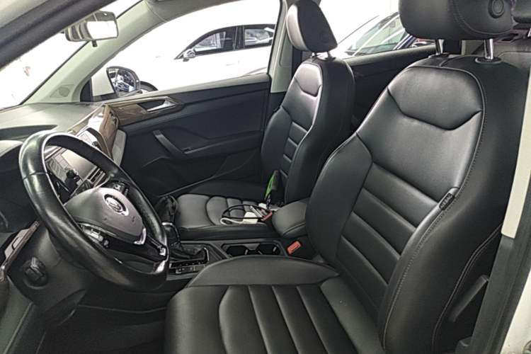 Used Volkswagen Tharu 2020 280TSI Two-Wheel Drive Comfort Edition China VI Standard Left Front Seat