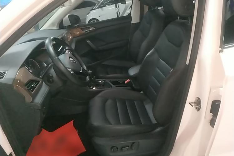 Used Volkswagen Tharu 2020 280TSI Two-Wheel Drive Luxury Plus Version China VI Standard Left Front Seat