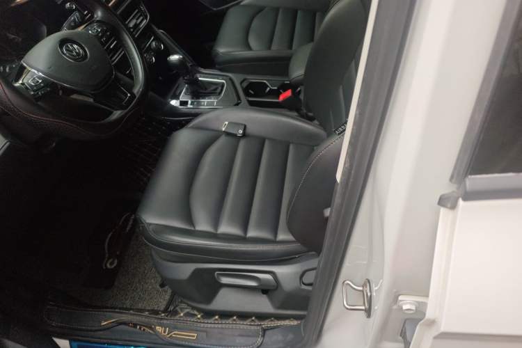 Used Volkswagen Tharu 2020 280TSI Two-Wheel Drive Comfort Edition China VI Standard Left Front Seat