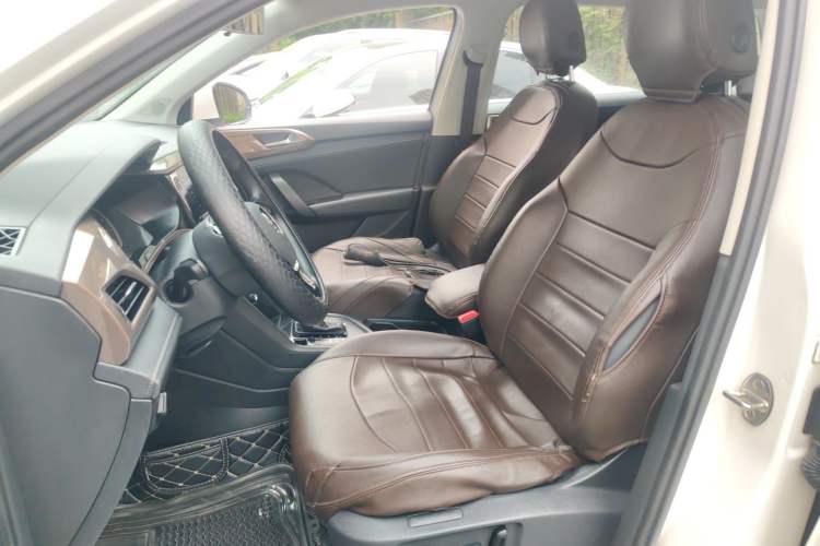 Used Volkswagen Tharu 2020 280TSI Two-Wheel Drive Luxury Plus Version China VI Standard Left Front Seat