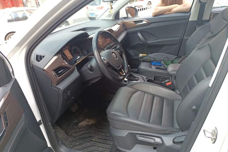 Used Volkswagen Tharu 2020 280TSI Two-Wheel Drive Luxury Edition China VI Standard Left Front Seat