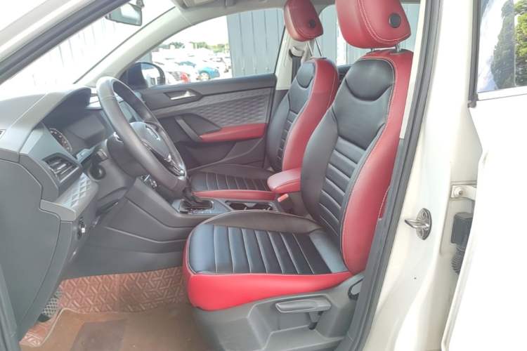 Used Volkswagen Tharu 2020 280TSI Two-Wheel Drive Trend Edition China VI Standard Left Front Seat