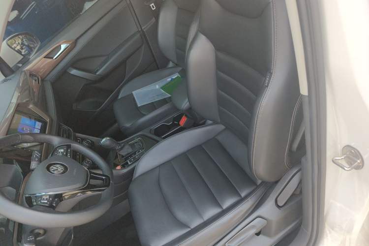 Used Volkswagen Tharu 2020 280TSI Two-Wheel Drive Comfort Edition China VI Standard Left Front Seat