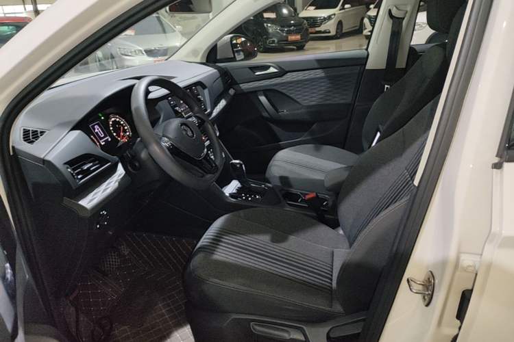 Used Volkswagen Tharu 2020 280TSI Two-Wheel Drive Trend Edition China VI Standard Left Front Seat