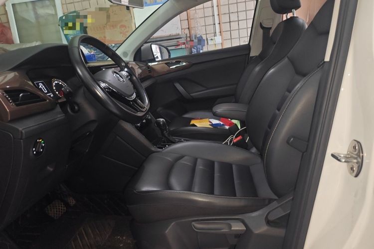 Used Volkswagen Tharu 2020 280TSI Two-Wheel Drive Comfort Edition China VI Standard Left Front Seat