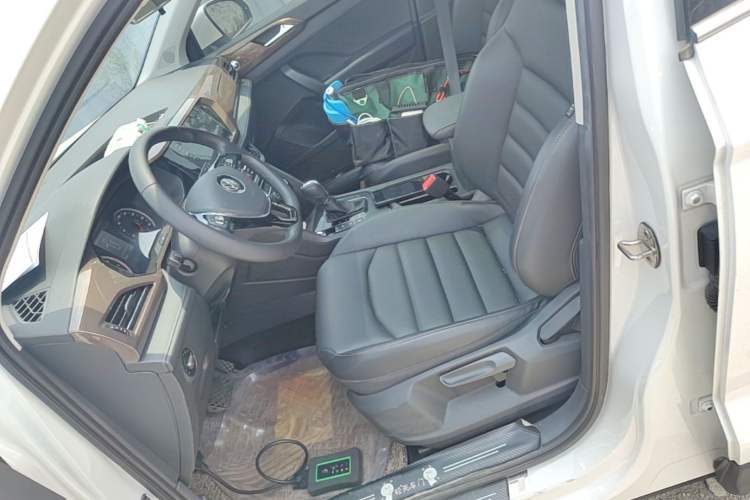 Used Volkswagen Tharu 2020 280TSI Two-Wheel Drive Luxury Plus Version China VI Standard Left Front Seat