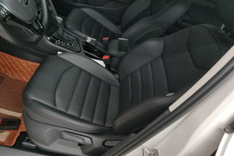Used Volkswagen Tharu 2020 280TSI Two-Wheel Drive Comfort Edition China VI Standard Left Front Seat
