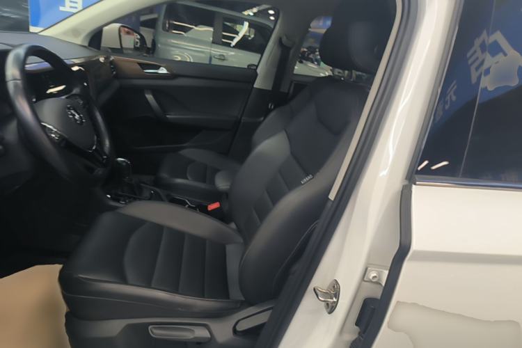 Used Volkswagen Tharu 2020 330TSI All-Wheel-Drive Luxury Edition China VI Standard Left Front Seat