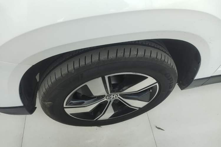 Used Volkswagen Tharu 2020 280TSI Two-Wheel Drive Comfort Edition China VI Standard Left Front Wheel Hub
