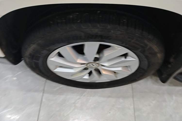 Used Volkswagen Tharu 2020 280TSI Two-Wheel Drive Trend Edition China VI Standard Left Front Wheel Hub