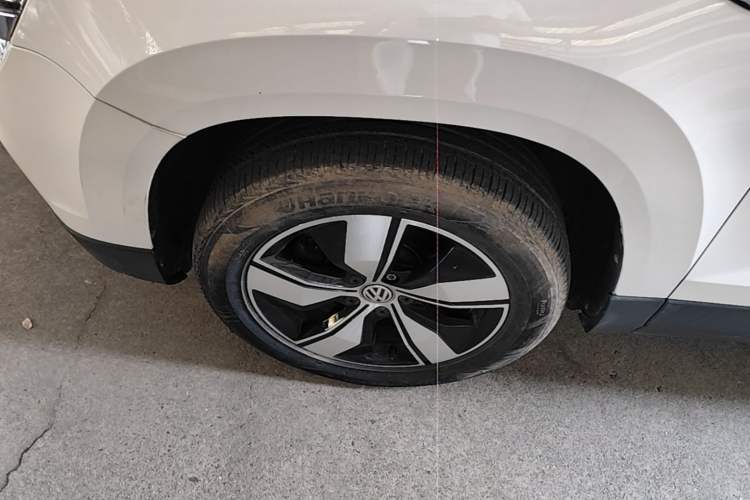 Used Volkswagen Tharu 2020 280TSI Two-Wheel Drive Comfort Edition China VI Standard Left Front Wheel Hub