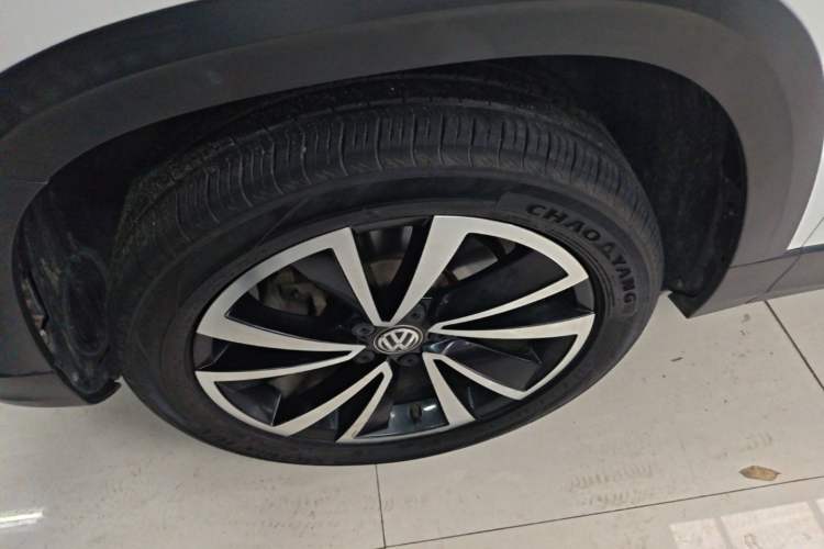 Used Volkswagen Tharu 2020 280TSI Two-Wheel Drive Luxury Edition China VI Standard Left Front Wheel Hub