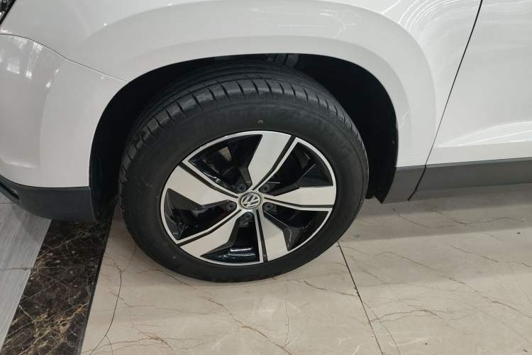 Used Volkswagen Tharu 2020 280TSI Two-Wheel Drive Comfort Edition China VI Standard Left Front Wheel Hub