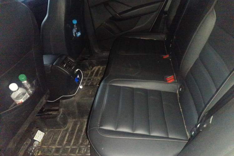 Used Volkswagen Tharu 2020 280TSI Two-Wheel Drive Luxury Edition China VI Standard Left Rear Seat