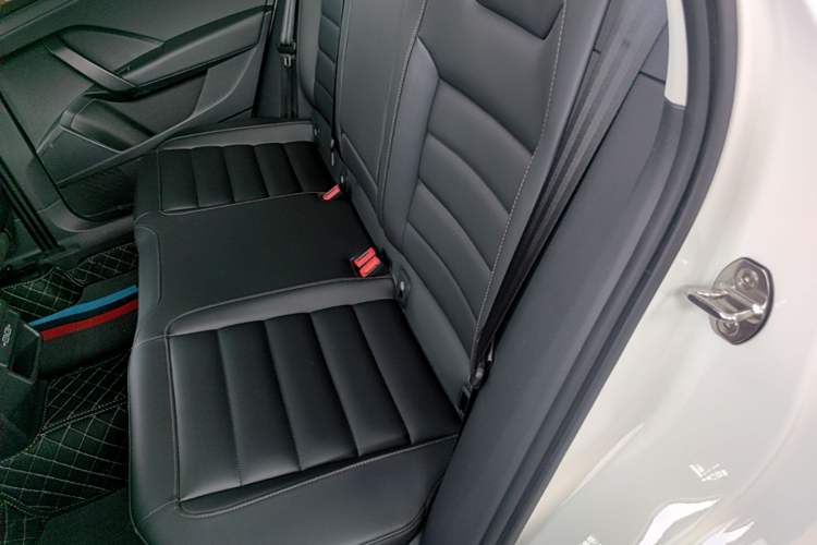 Used Volkswagen Tharu 2020 280TSI Two-Wheel Drive Luxury Edition China VI Standard Left Rear Seat