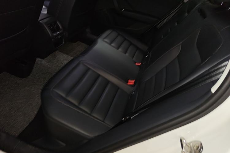 Used Volkswagen Tharu 2020 280TSI Two-Wheel Drive Luxury Plus Version China VI Standard Left Rear Seat