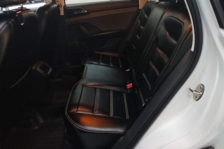 Used Volkswagen Tharu 2020 280TSI Two-Wheel Drive Trend Edition China VI Standard Left Rear Seat