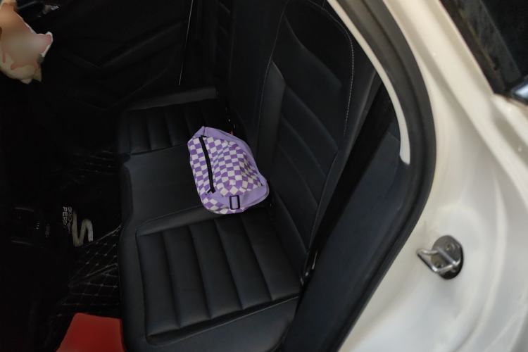 Used Volkswagen Tharu 2020 280TSI Two-Wheel Drive Luxury Edition China VI Standard Left Rear Seat