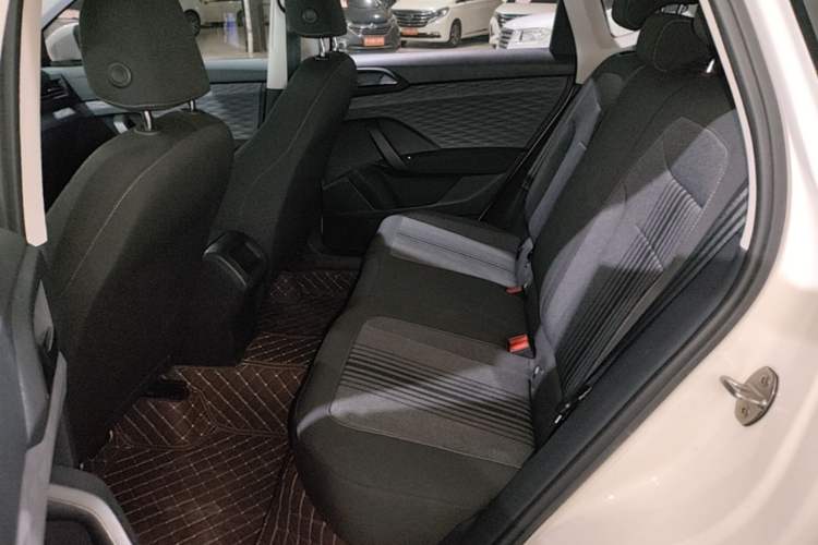 Used Volkswagen Tharu 2020 280TSI Two-Wheel Drive Trend Edition China VI Standard Left Rear Seat