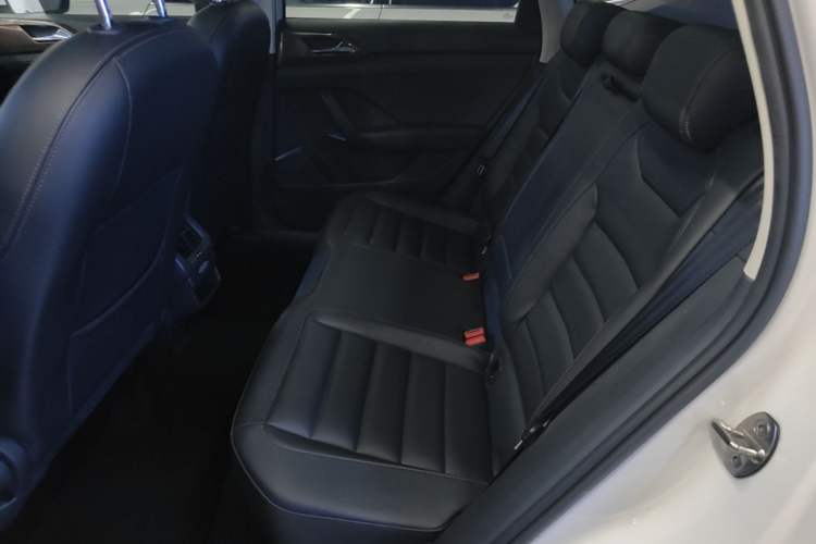 Used Volkswagen Tharu 2020 280TSI Two-Wheel Drive Comfort Edition China VI Standard Left Rear Seat