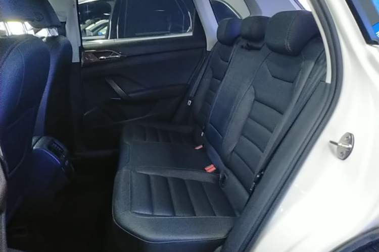 Used Volkswagen Tharu 2020 280TSI Two-Wheel Drive Comfort Edition China VI Standard Left Rear Seat
