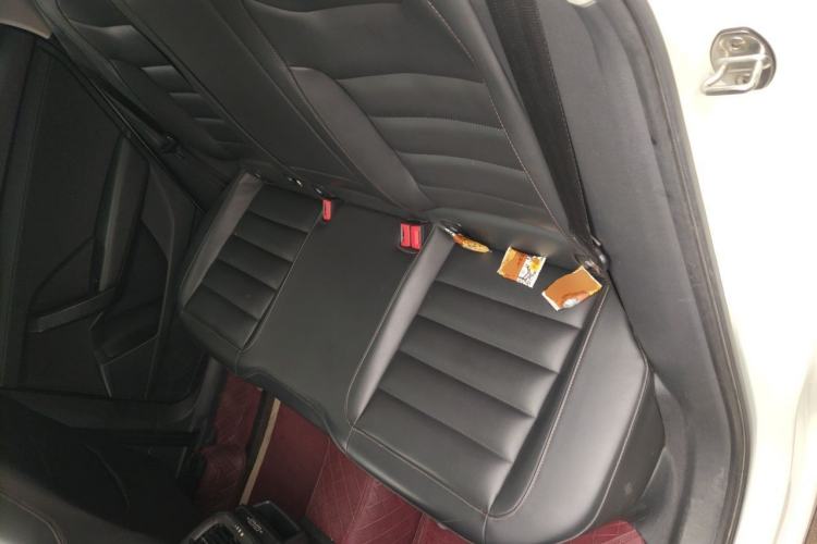 Used Volkswagen Tharu 2020 280TSI Two-Wheel Drive Comfort Edition China VI Standard Left Rear Seat
