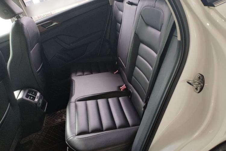 Used Volkswagen Tharu 2020 280TSI Two-Wheel Drive Luxury Edition China VI Standard Left Rear Seat