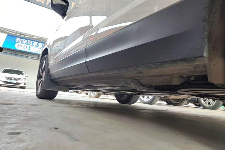 Used Volkswagen Tharu 2020 280TSI Two-Wheel Drive Comfort Edition China VI Standard Left Side Sill