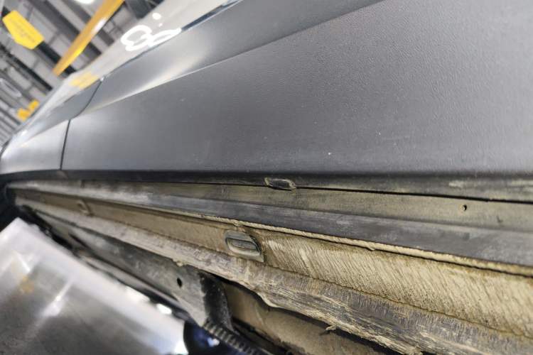 Used Volkswagen Tharu 2020 280TSI Two-Wheel-Drive Flagship Version China VI Left Side Sill