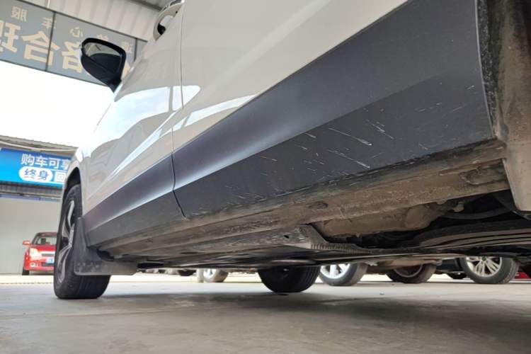 Used Volkswagen Tharu 2020 280TSI Two-Wheel Drive Comfort Edition China VI Standard Left Side Sill