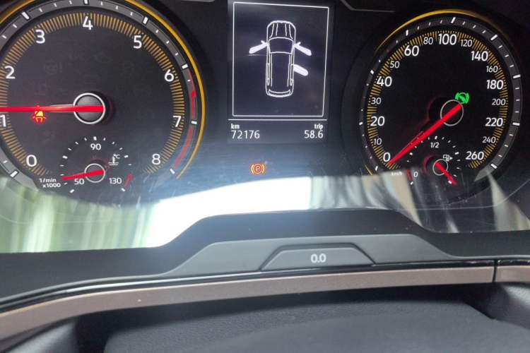 Used Volkswagen Tharu 2020 280TSI Two-Wheel Drive Comfort Edition China VI Standard Odometer Close Up
