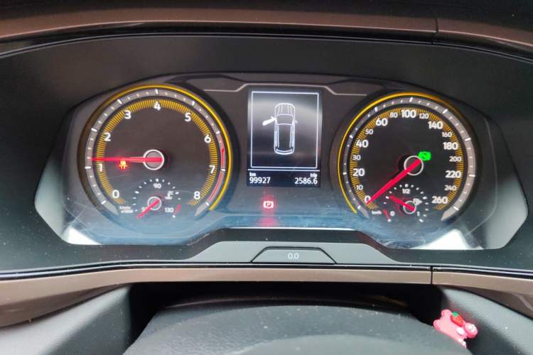Used Volkswagen Tharu 2020 280TSI Two-Wheel Drive Comfort Edition China VI Standard Odometer Close Up