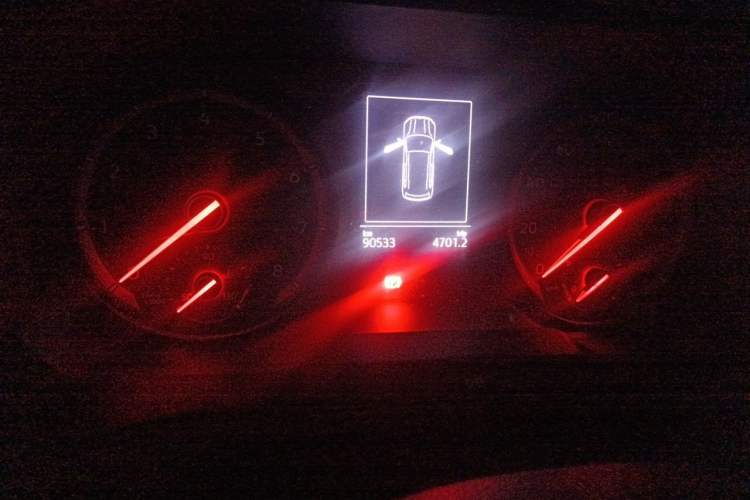 Used Volkswagen Tharu 2020 280TSI Two-Wheel Drive Luxury Edition China VI Standard Odometer Close Up