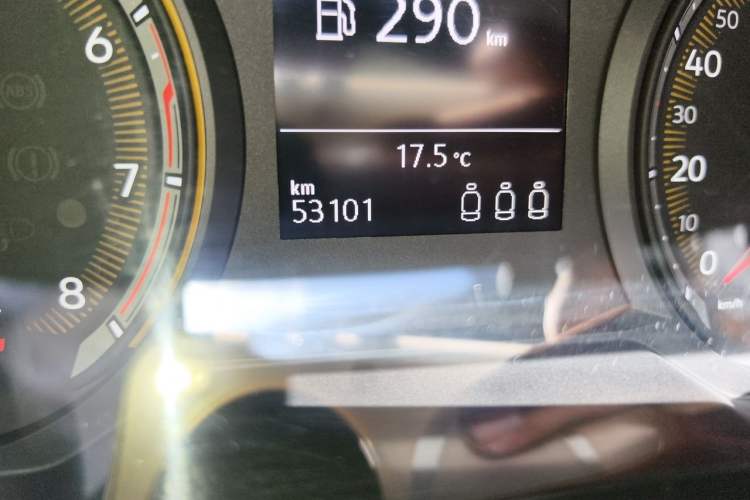Used Volkswagen Tharu 2020 280TSI Two-Wheel Drive Luxury Plus Version China VI Standard Odometer Close Up