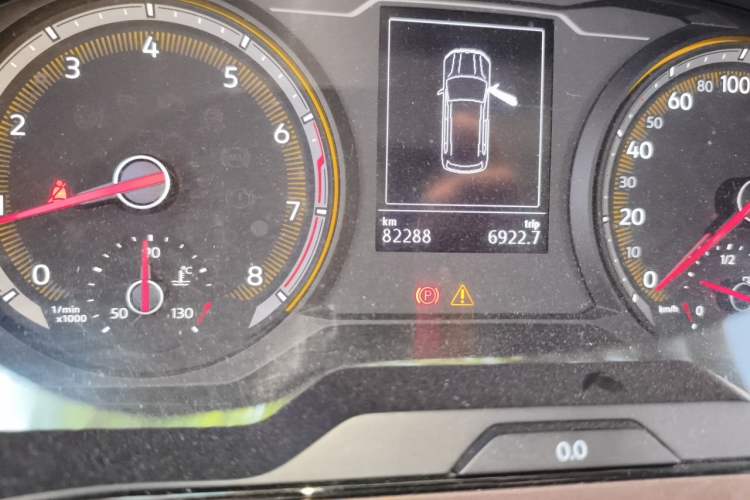 Used Volkswagen Tharu 2020 280TSI Two-Wheel Drive Comfort Edition China VI Standard Odometer Close Up