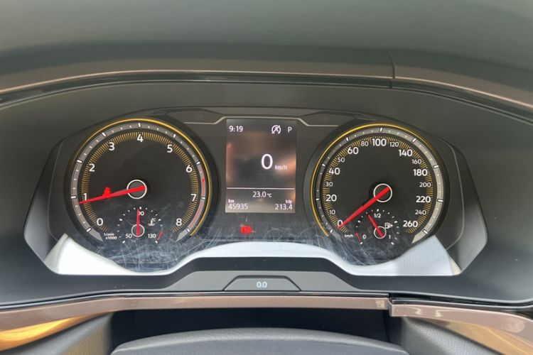 Used Volkswagen Tharu 2020 280TSI Two-Wheel Drive Comfort Edition China VI Standard Odometer Close Up