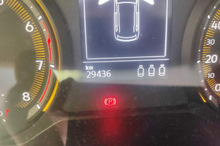 Used Volkswagen Tharu 2020 280TSI Two-Wheel Drive Luxury Edition China VI Standard Odometer Close Up