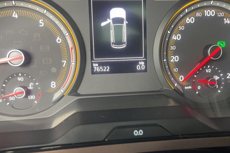 Used Volkswagen Tharu 2020 280TSI Two-Wheel Drive Luxury Edition China VI Standard Odometer Close Up