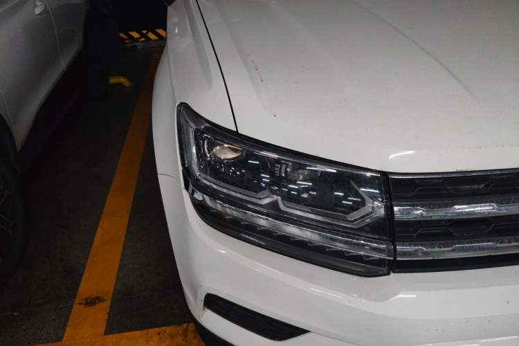 Used Volkswagen Tharu 2020 280TSI Two-Wheel Drive Luxury Plus Version China VI Standard Right Front Headlight