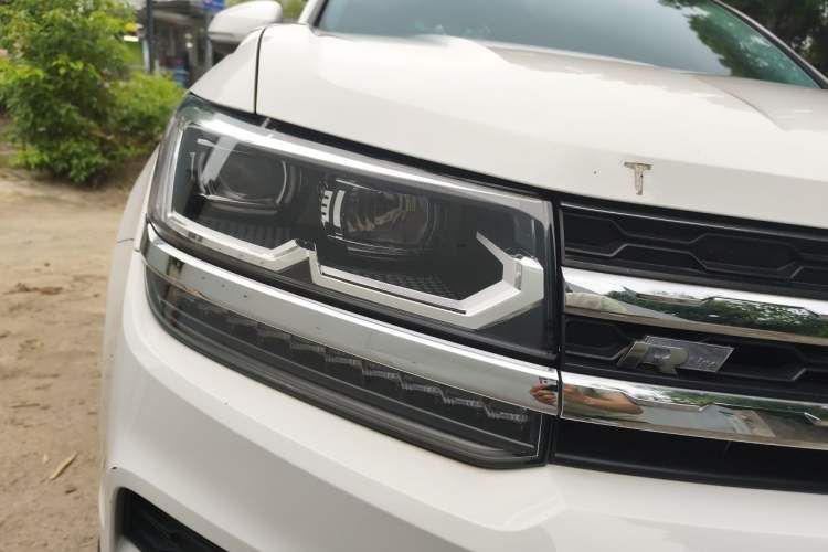 Used Volkswagen Tharu 2020 280TSI Two-Wheel Drive Luxury Edition China VI Standard Right Front Headlight