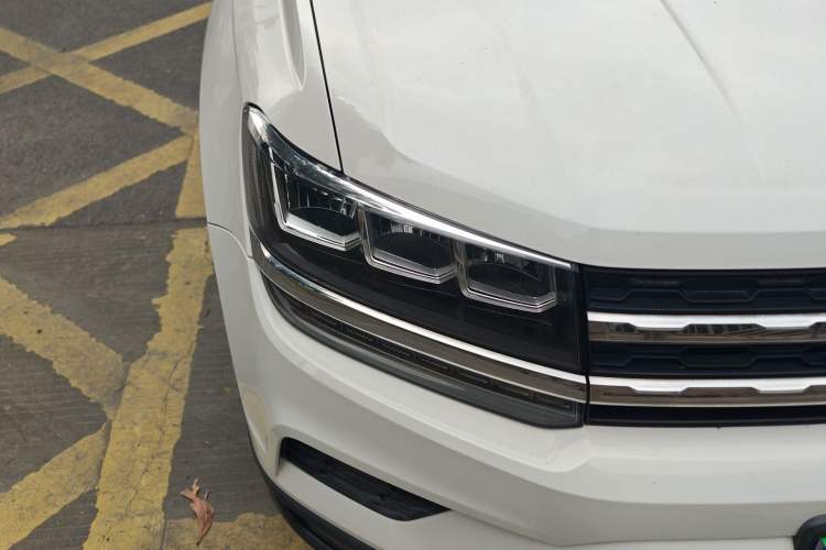 Used Volkswagen Tharu 2020 280TSI Two-Wheel Drive Comfort Edition China VI Standard Right Front Headlight