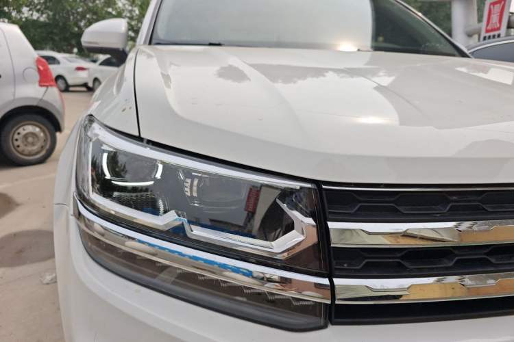 Used Volkswagen Tharu 2020 280TSI Two-Wheel-Drive Flagship Version China VI Right Front Headlight