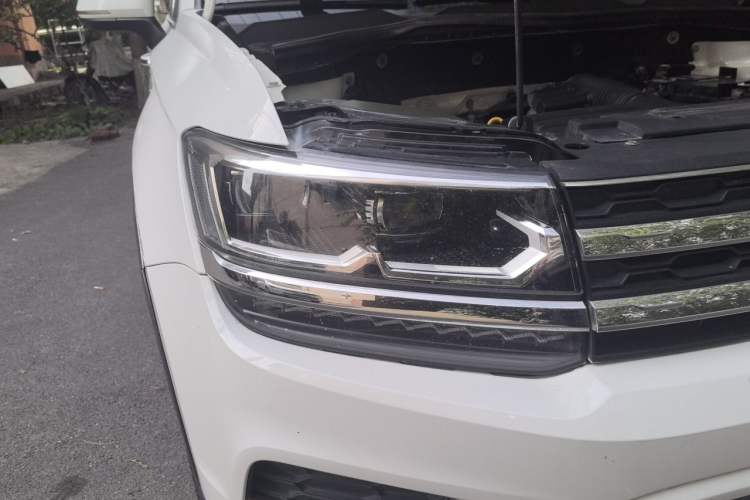Used Volkswagen Tharu 2020 280TSI Two-Wheel Drive Luxury Edition China VI Standard Right Front Headlight