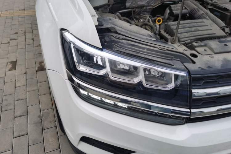 Used Volkswagen Tharu 2020 280TSI Two-Wheel Drive Comfort Edition China VI Standard Right Front Headlight