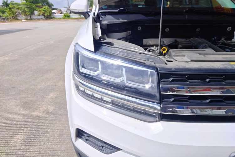 Used Volkswagen Tharu 2020 280TSI Two-Wheel Drive Comfort Edition China VI Standard Right Front Headlight