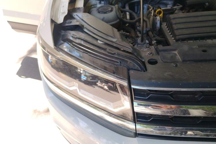 Used Volkswagen Tharu 2020 280TSI Two-Wheel Drive Luxury Plus Version China VI Standard Right Front Headlight