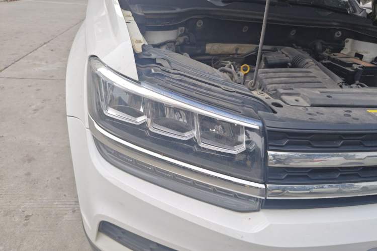 Used Volkswagen Tharu 2020 280TSI Two-Wheel Drive Trend Edition China VI Standard Right Front Headlight