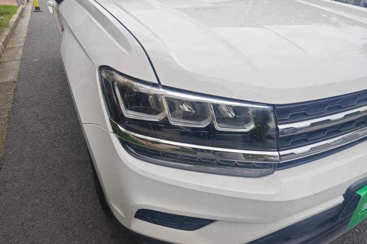 Used Volkswagen Tharu 2020 280TSI Two-Wheel Drive Trend Edition China VI Standard Right Front Headlight