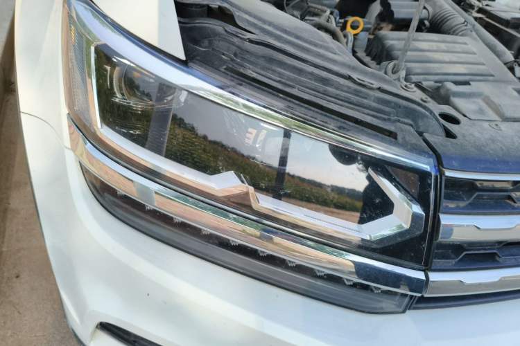 Used Volkswagen Tharu 2020 280TSI Two-Wheel Drive Luxury Plus Version China VI Standard Right Front Headlight