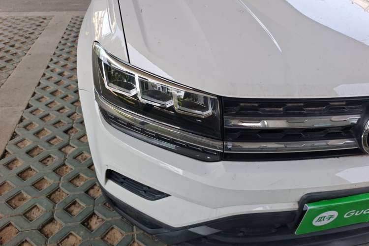 Used Volkswagen Tharu 2020 280TSI Two-Wheel Drive Comfort Edition China VI Standard Right Front Headlight